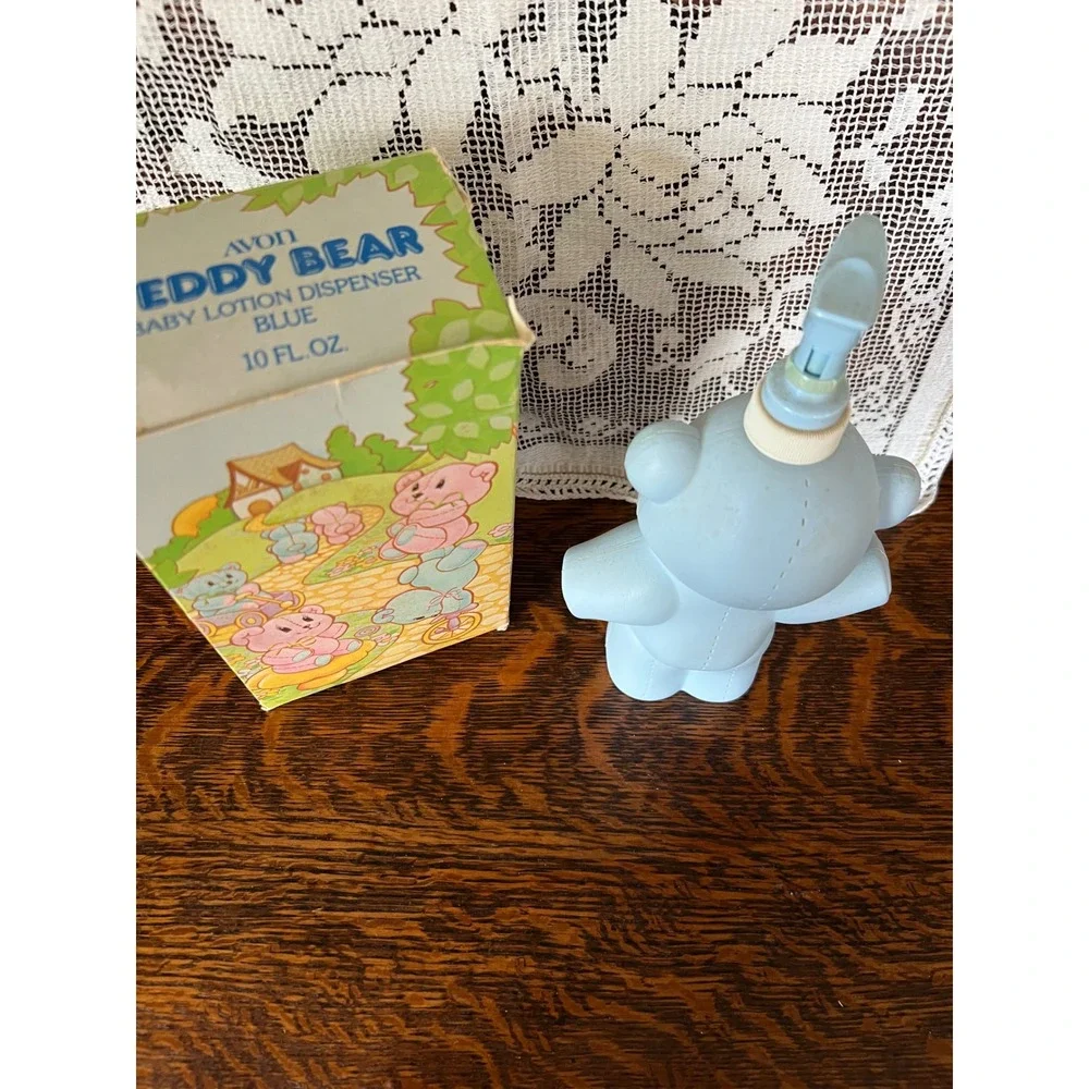 VTG 1981 Avon Teddy Bear Baby Lotion Dispenser Blue PARTIAL 10 oz Original Box